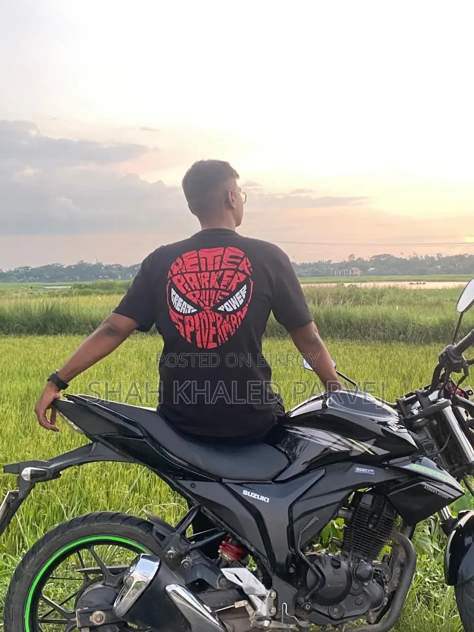 নতুন সুজুকি জিক্সার ২০২৫ কালো