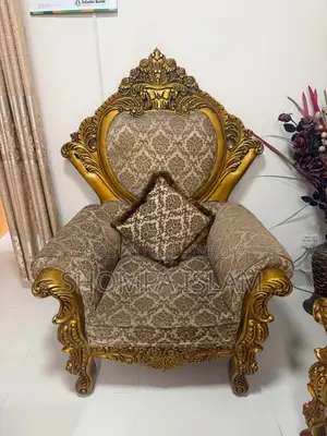 সেগুন কাঠের সোফা