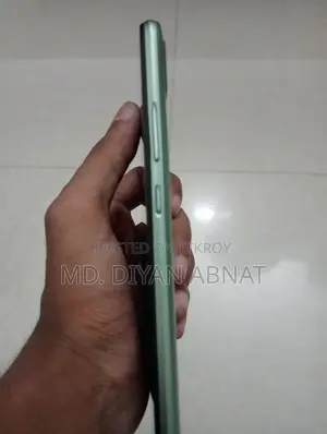 রিয়েলমি সি১১ ৩২ জিবি গ্রিন