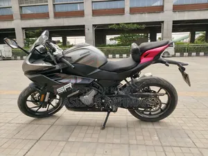 CFMoto 300SR 2025