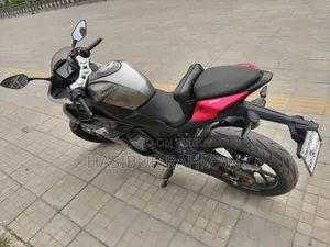 CFMoto 300SR 2025