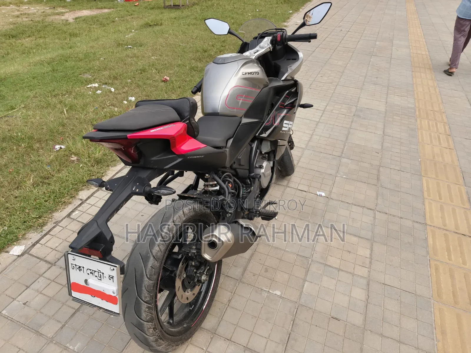 CFMoto 300SR 2025