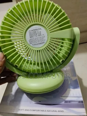কম্পিউটার ও ল্যাপটপ ব্যবহারকারীদের জন্য ডেস্কটপ মিনি ফ্যান।