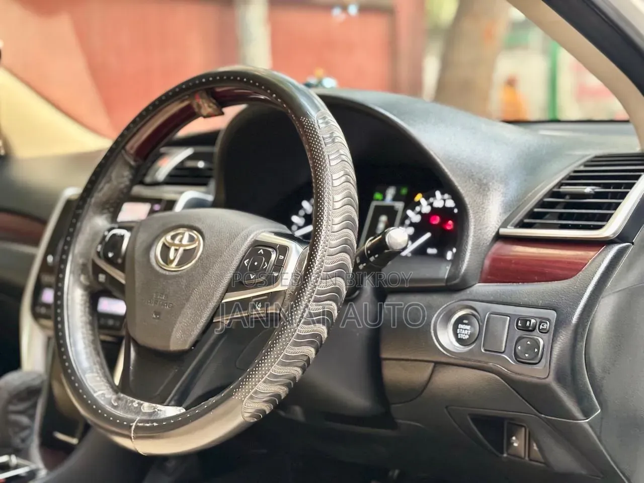 Toyota Premio 2018 Pearl