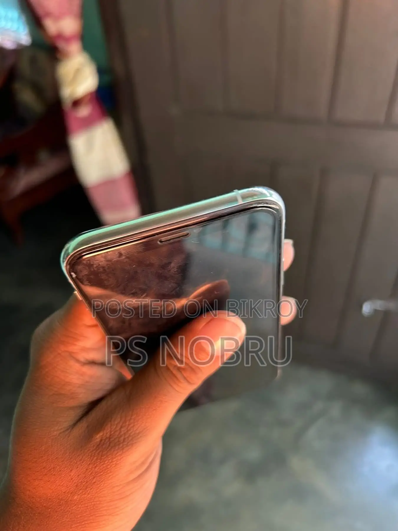 অ্যাপল আইফোন ১১ প্রো ২৫৬ জিবি সাদা