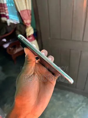 অ্যাপল আইফোন ১১ প্রো ২৫৬ জিবি সাদা