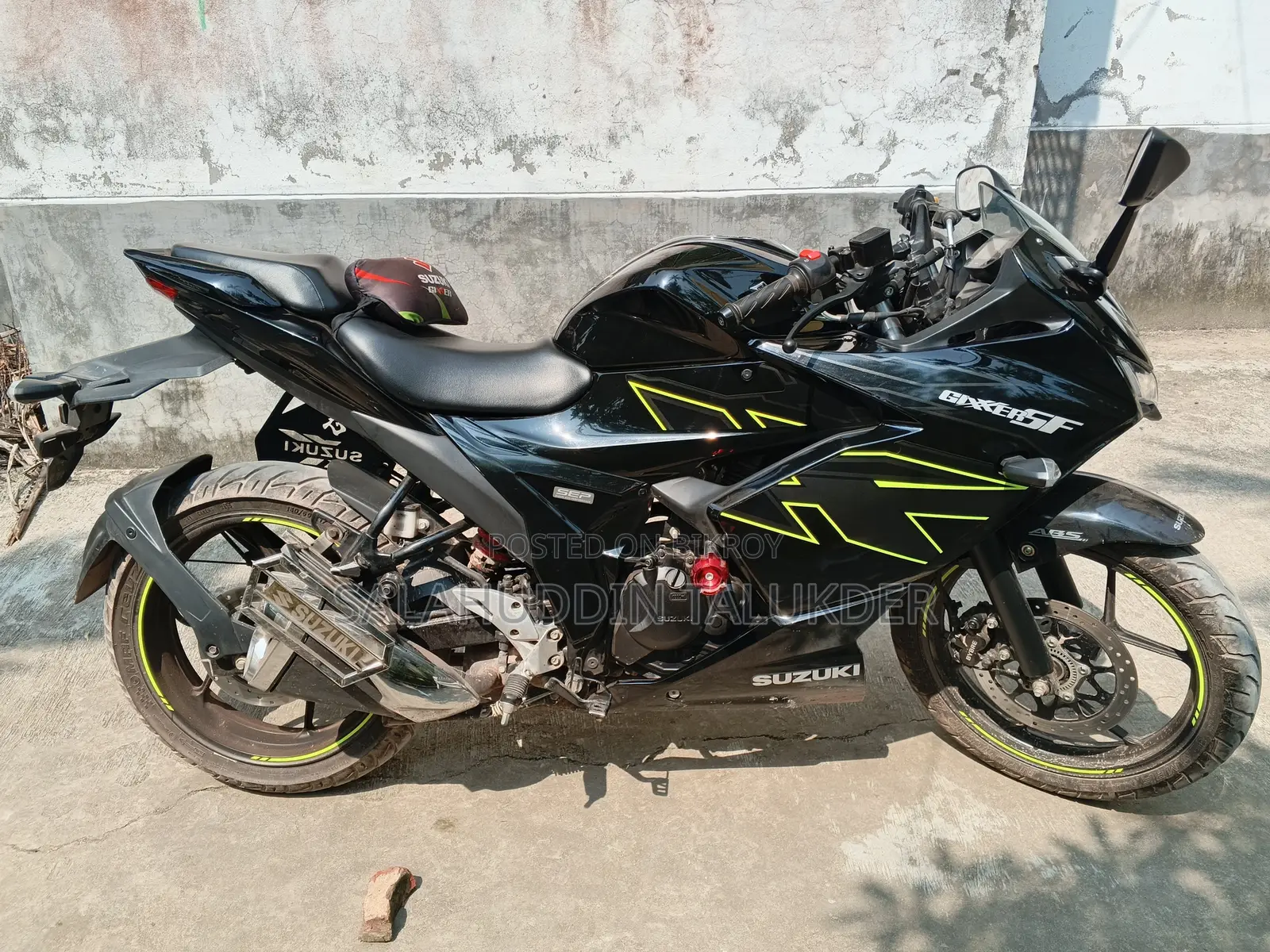সুজুকি জিক্সার এসএফ ২০২৫ ব্ল্যাক