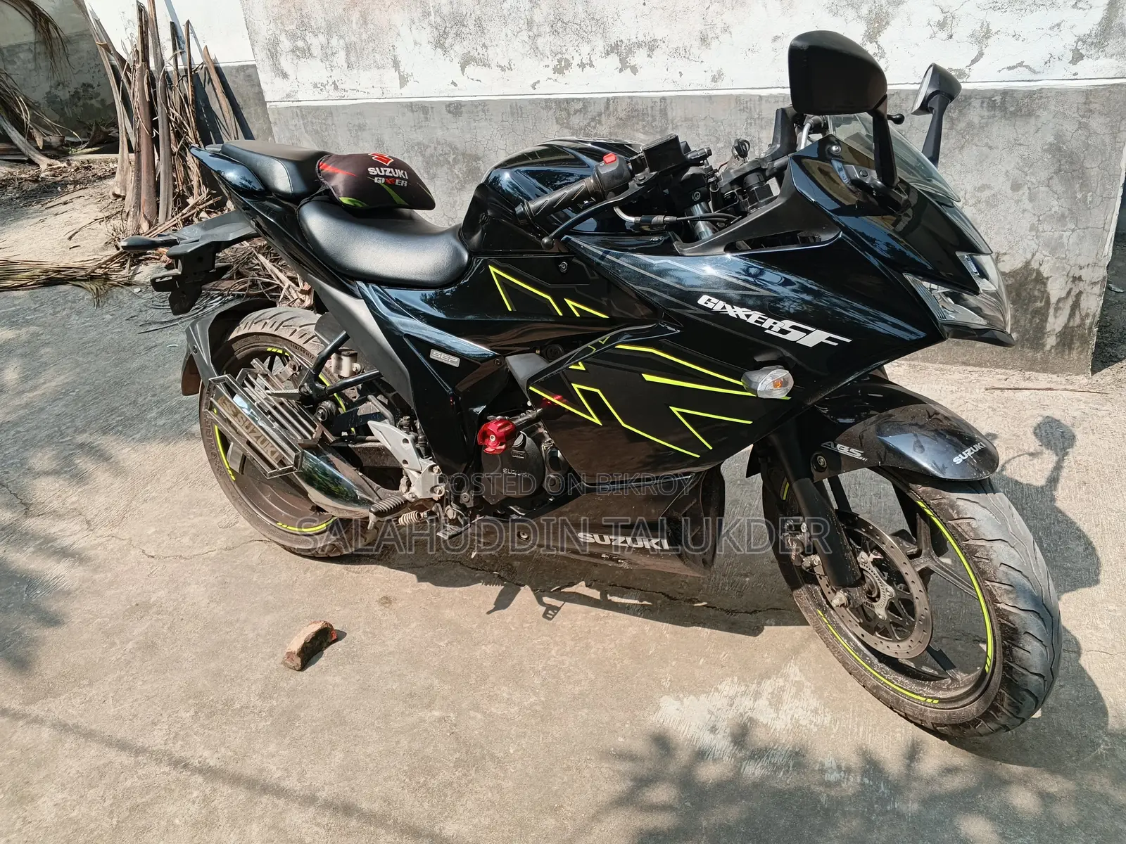 সুজুকি জিক্সার এসএফ ২০২৫ ব্ল্যাক