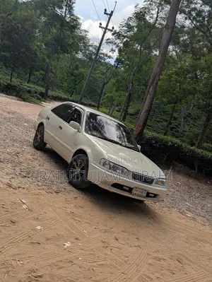 Toyota Sprinter 2000 Pearl