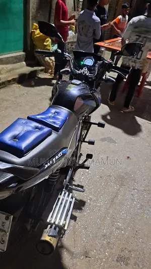 টিভিএস স্ট্রাইকার ১২৫ ২০২১ নীল