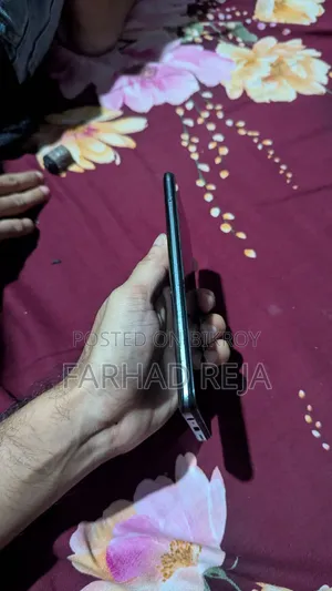 রিয়েলমি ৮ ৫জি ১২৮ জিবি কালো