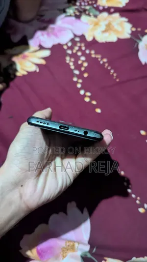 রিয়েলমি ৮ ৫জি ১২৮ জিবি কালো