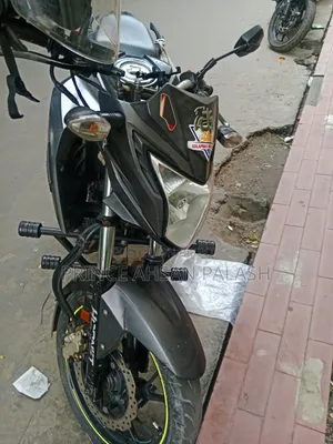 হোন্ডা হরনেট ২০১৮ ধূসর