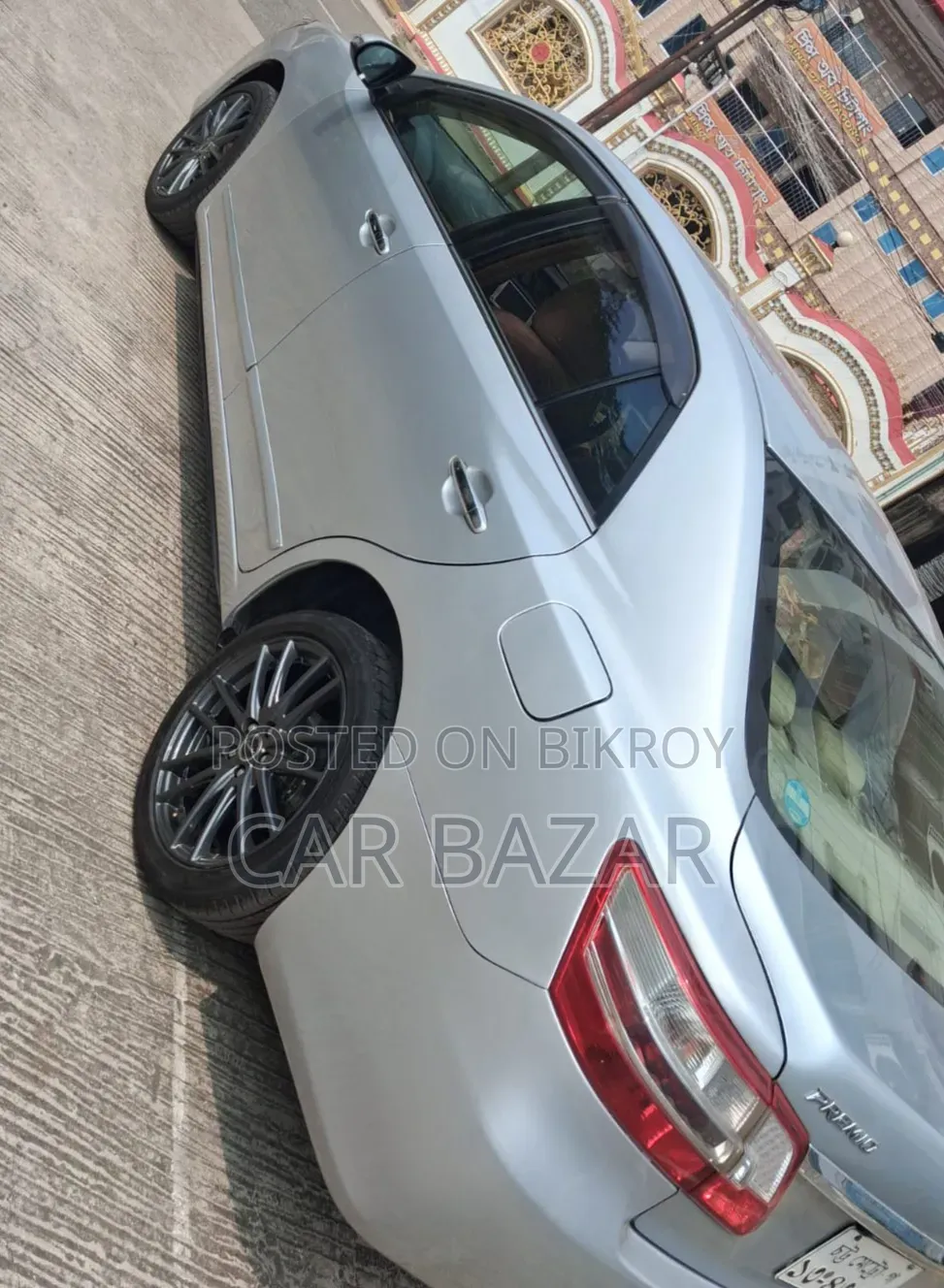Toyota Premio 1.5 Front-Wheel Drive 2013 Silver