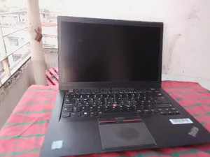 Laptop Lenovo ThinkPad X260 8GB Intel Core i5 HDD+SSD 256GB