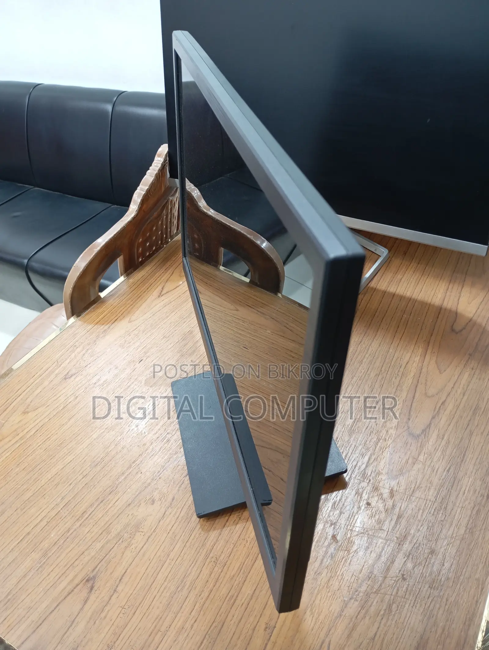 Dell 19 Inch FHD Monitor