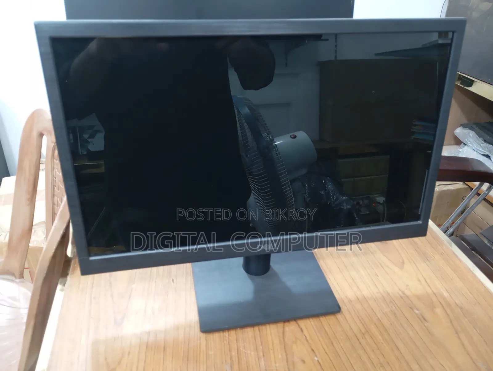Dell 19 Inch FHD Monitor