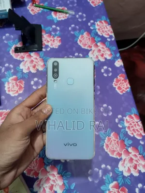 Vivo Y17 256 GB Blue