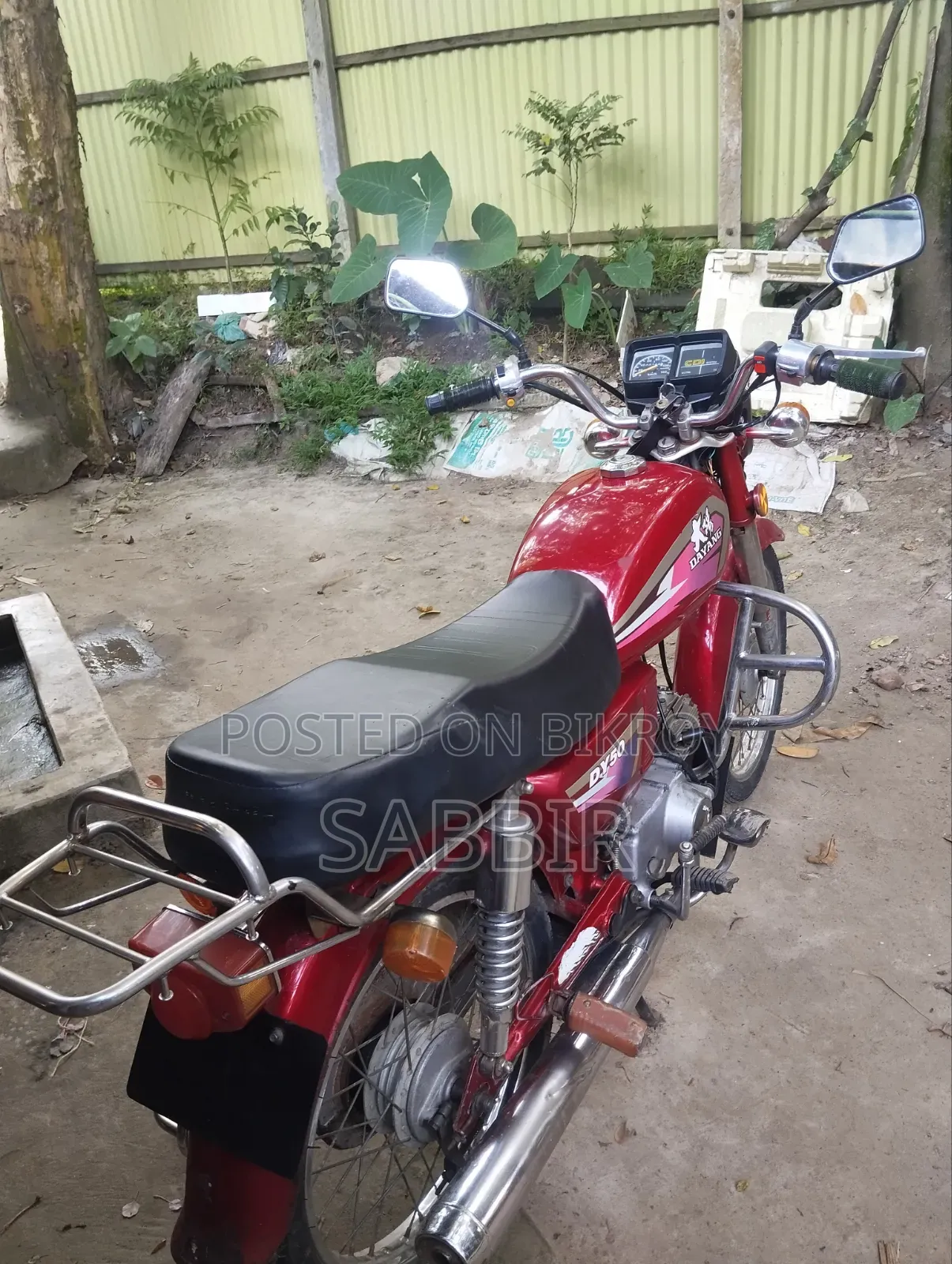 Dayang DY100-M 2011 Red