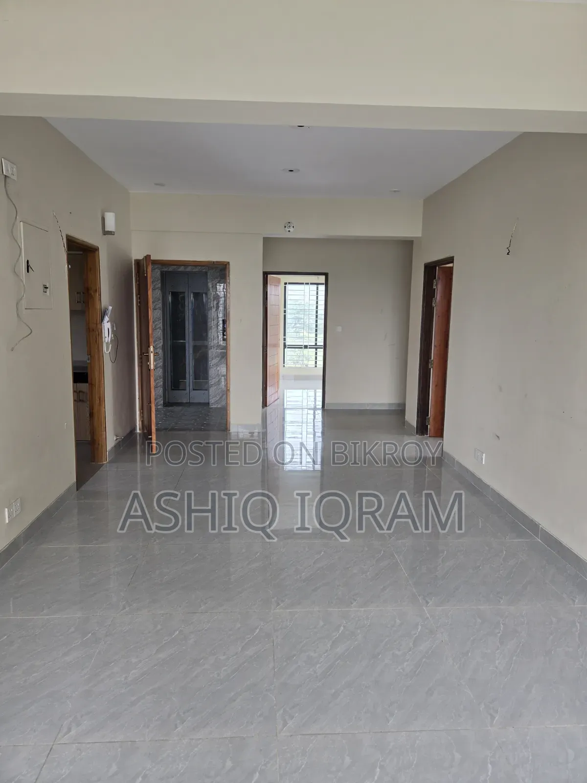 বসুন্ধরায় ৩ বেডরুমের অ্যাপার্টমেন্ট ভাড়ার জন্য