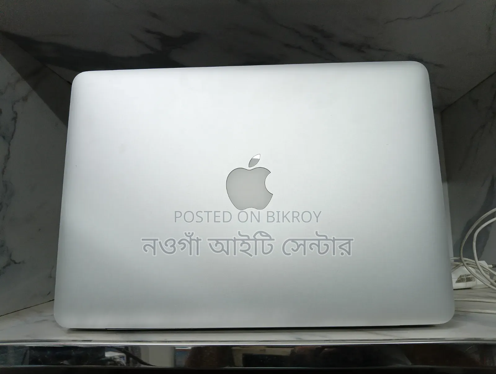Laptop Apple MacBook Pro 8GB Intel Core i5 SSD 256GB