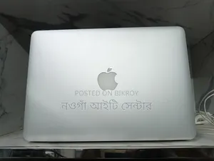 Laptop Apple MacBook Pro 8GB Intel Core i5 SSD 256GB