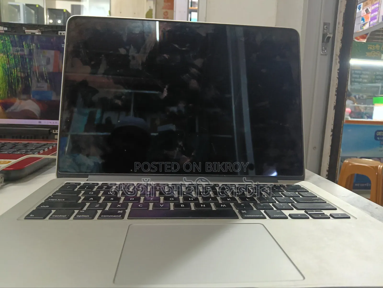 Laptop Apple MacBook Pro 8GB Intel Core i5 SSD 256GB