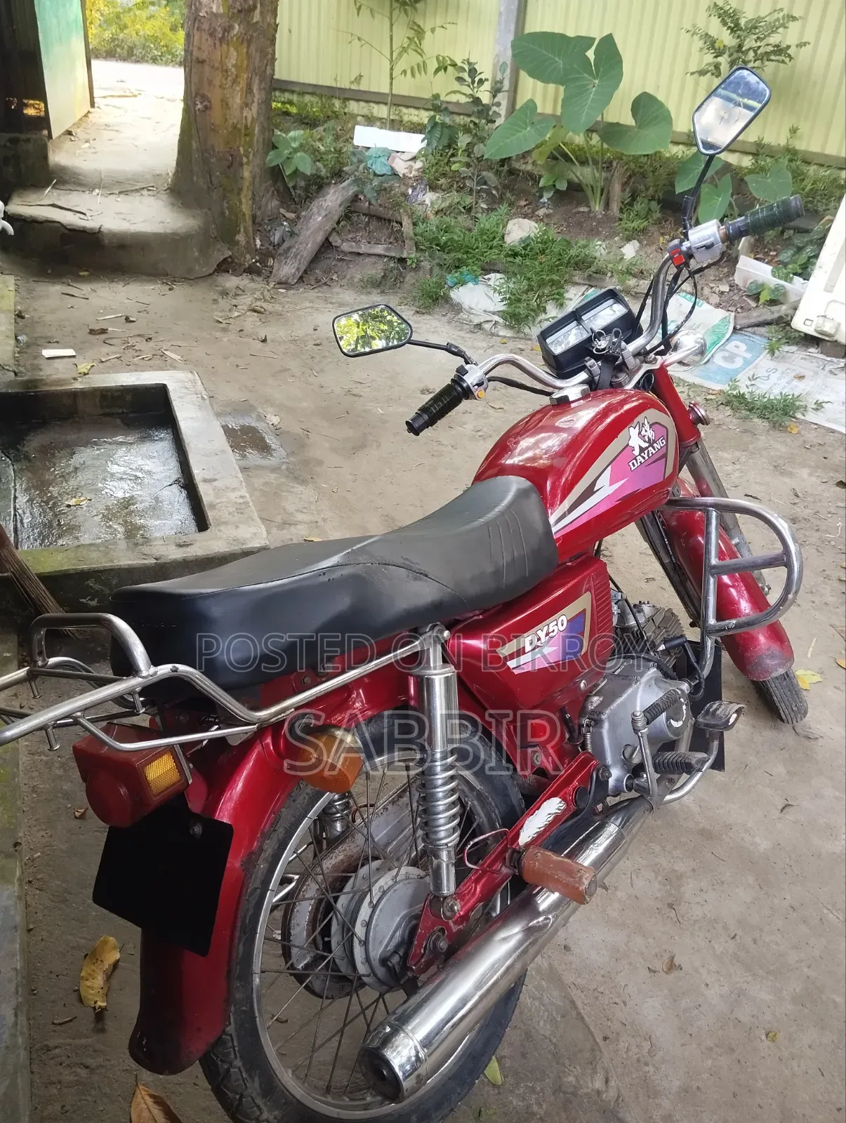 Dayang DY100-M 2011 Red