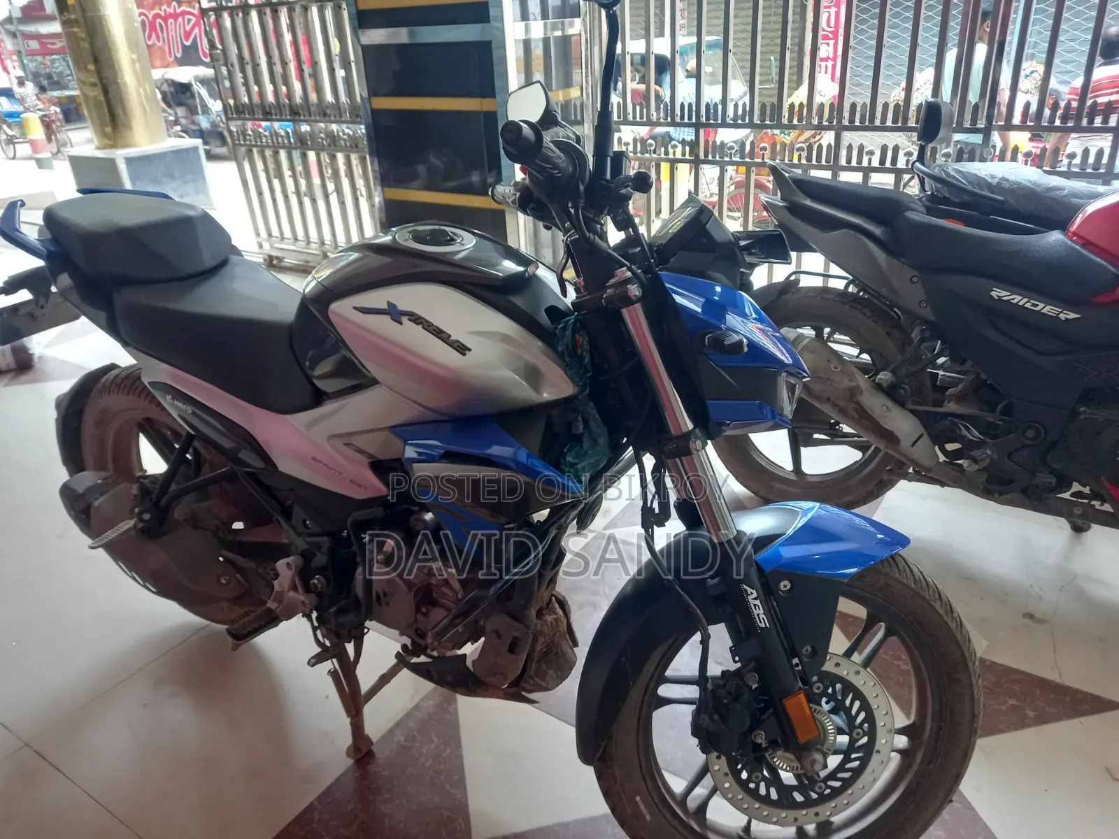 নতুন হিরো এক্সট্রিম ১২৫আর ২০২৬ নীল