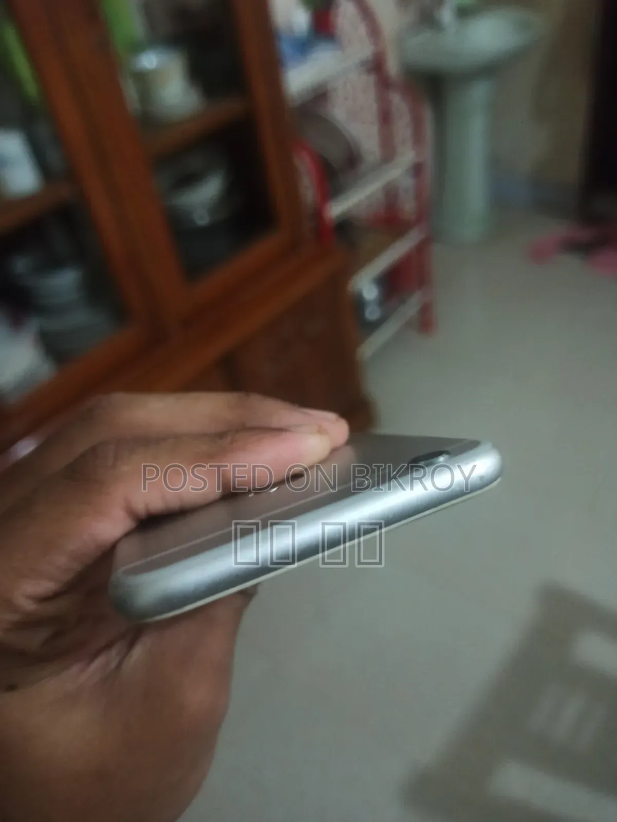 Apple iPhone 6 16 GB Silver