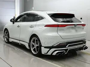 Toyota Harrier 2023 Pearl