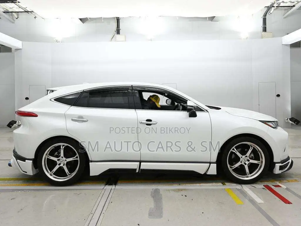 Toyota Harrier 2023 Pearl