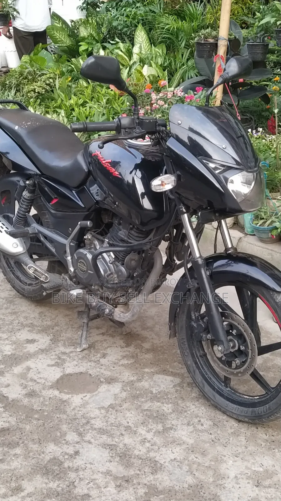 বাজাজ পালসার ১৫০ ২০২৩ কালো