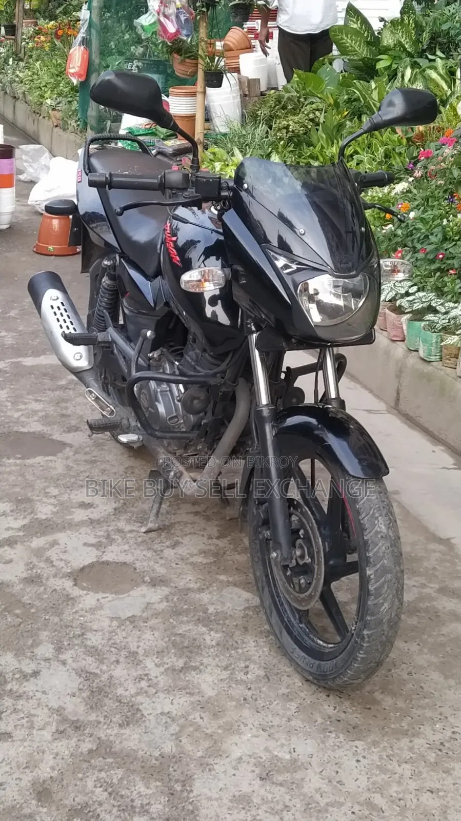 বাজাজ পালসার ১৫০ ২০২৩ কালো