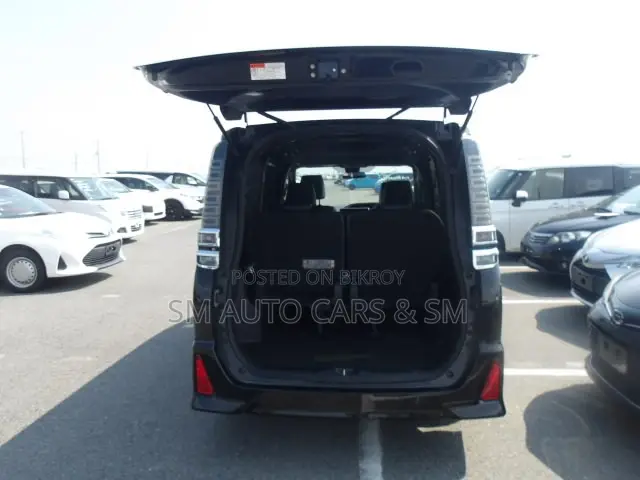 Toyota Voxy ZS Kirameki III 2WD 7-Seater 2021 Black