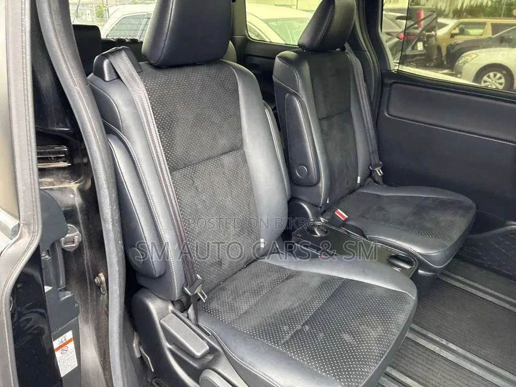 Toyota Voxy ZS Kirameki III 2WD 7-Seater 2021 Black