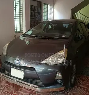 Toyota Aqua S 2014 Gray