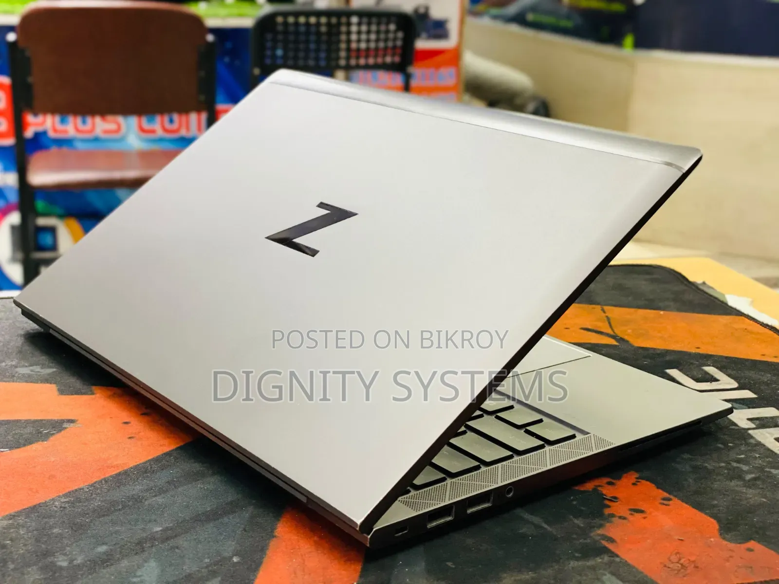 Laptop HP ZBook Firefly 14 G7 16GB Intel Core i5 SSD 512GB