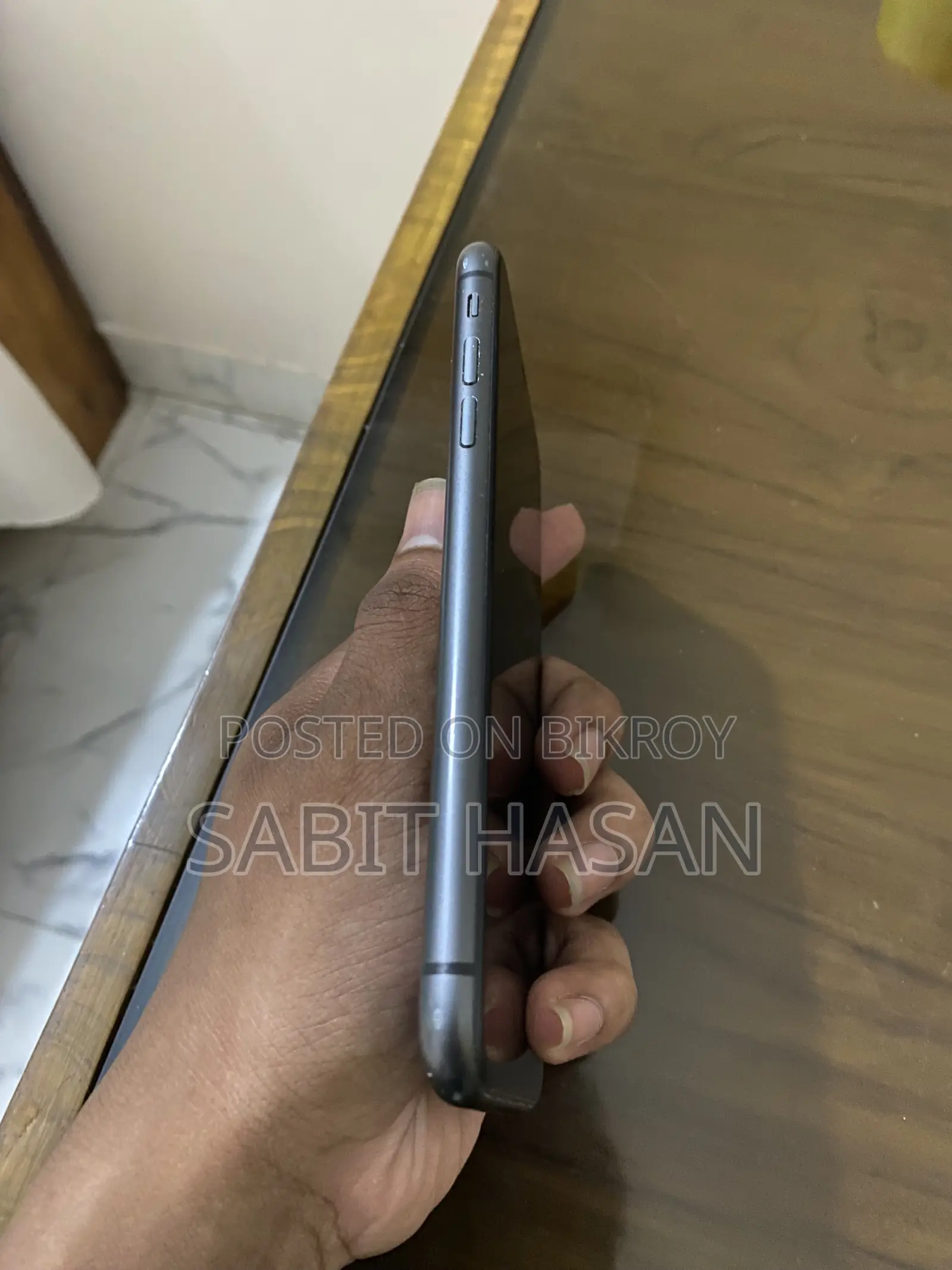 অ্যাপল আইফোন ১১ ৬৪ জিবি কালো