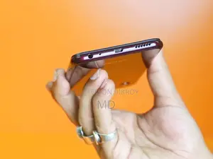 Vivo Y11 32 GB Red