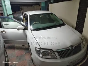 Toyota Corolla 2004 White