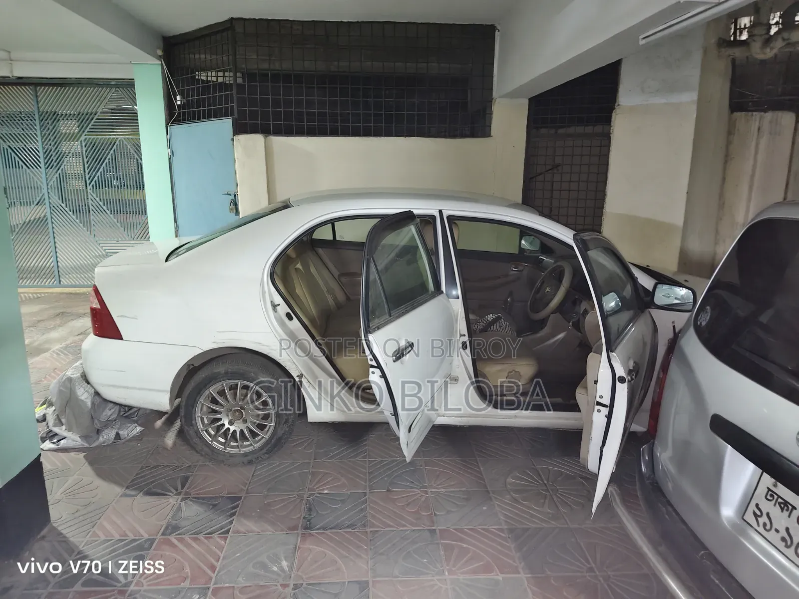 Toyota Corolla 2004 White
