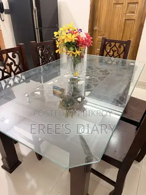উডেন ডাইনিং টেবল সেট উইথ ৬ চেয়ার