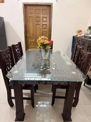 উডেন ডাইনিং টেবল সেট উইথ ৬ চেয়ার