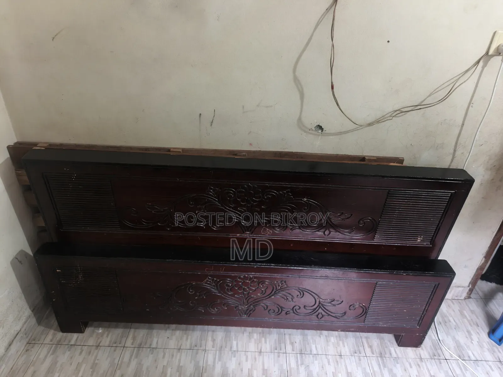 খাট সাইজ ৭ ফুট বাই ৬ ফুট