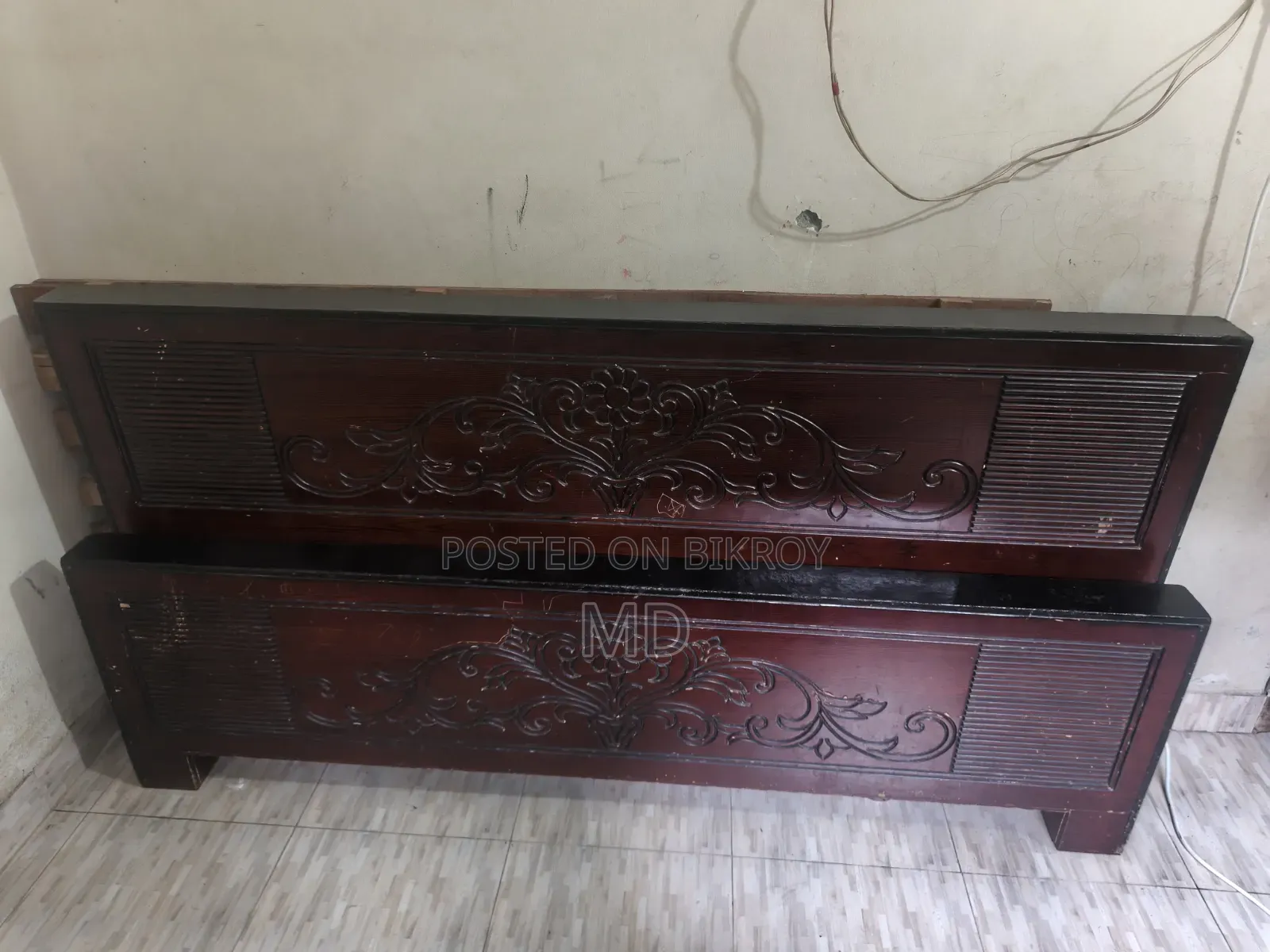 খাট সাইজ ৭ ফুট বাই ৬ ফুট