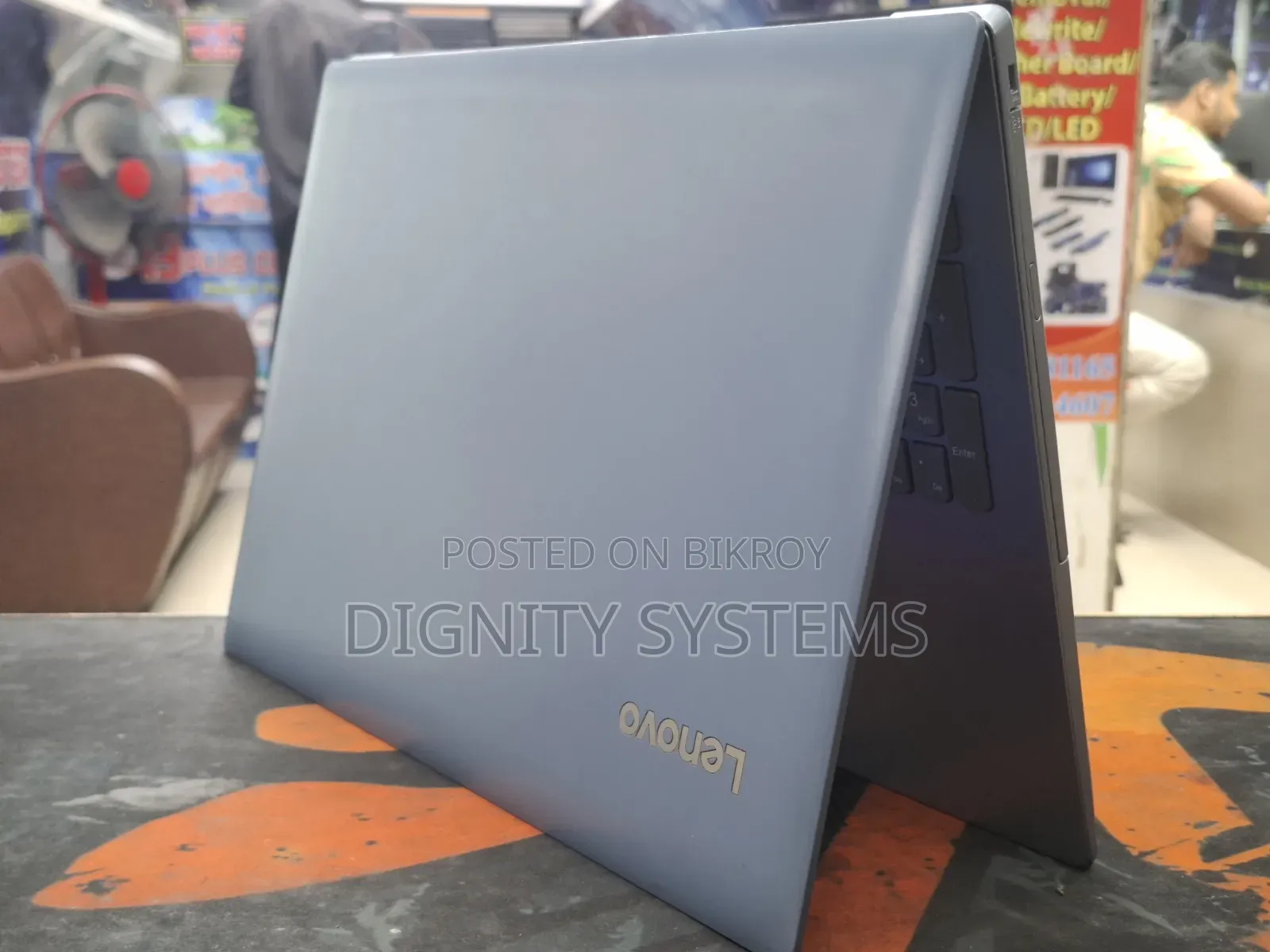 Laptop Lenovo IdeaPad 320 4GB Intel Core i3 SSD 256GB
