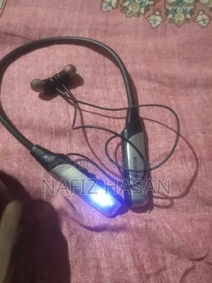 Neckband Earphone
