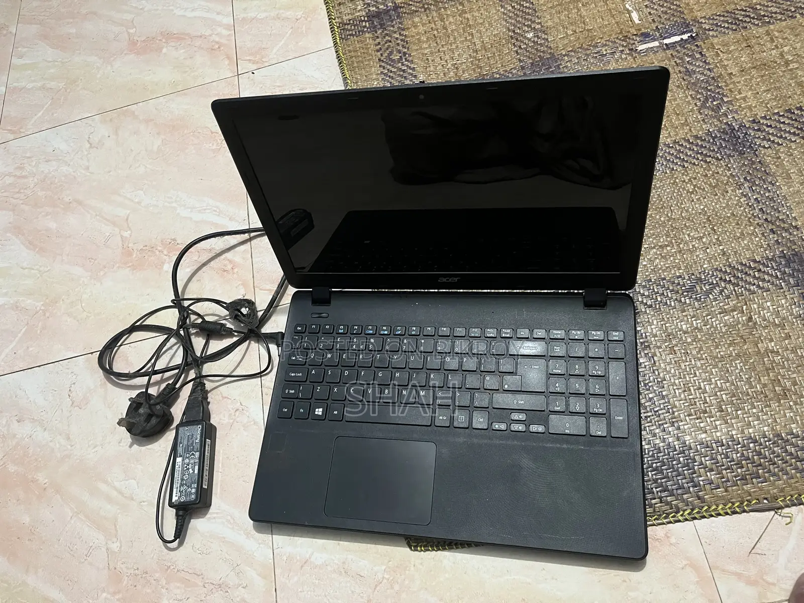 Laptop Acer 8GB Intel Celeron HDD+SSD 1.5T