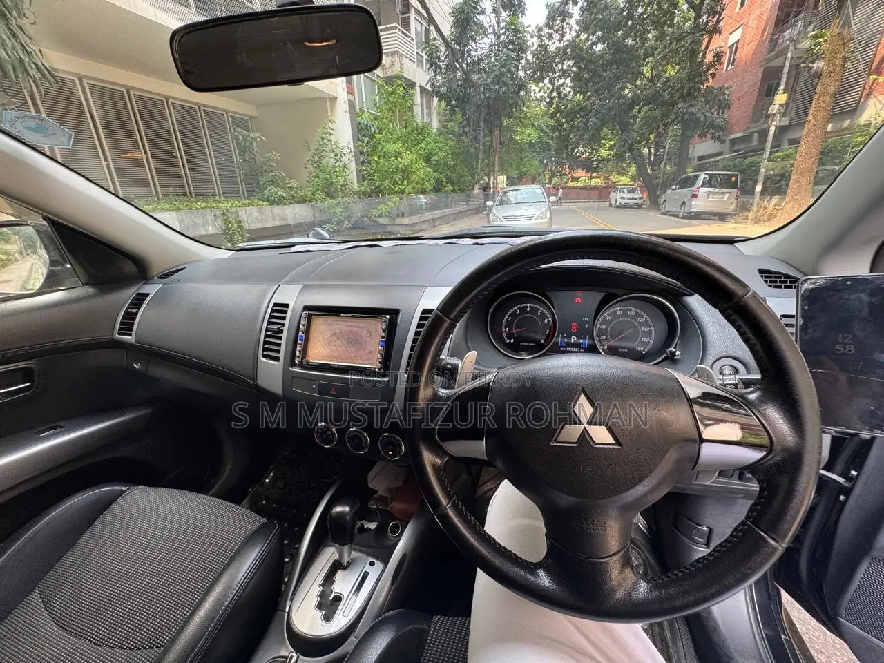 Mitsubishi Outlander 2012 Black